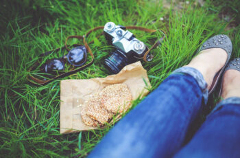 This Photographer And Her Bunny Have Epic Photo Shoots. It’s Just Too Cute.